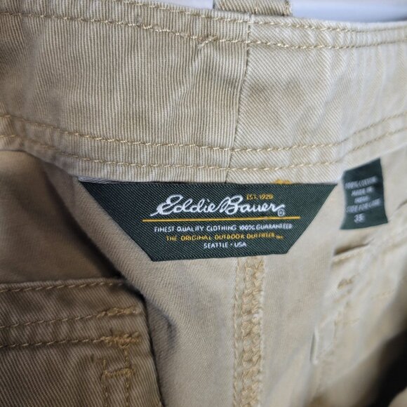 Eddie Bauer Men's Size 35 Cargo Shorts Brown - Picture 3 of 4